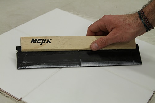 Faire des joints de carrelage Faire des joints de carrelage